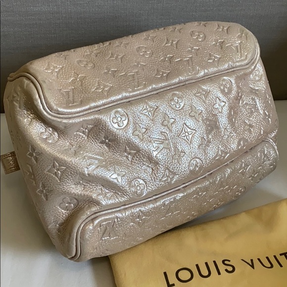 RARE SHIMMER PEACH LOUIS VUITTON - Picture 4 of 11